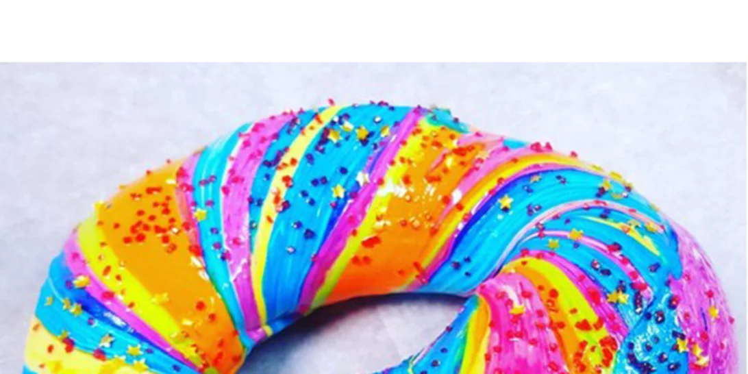 Το rainbow bagel του Williamsburg είναι η νέα εμμονή των foodies