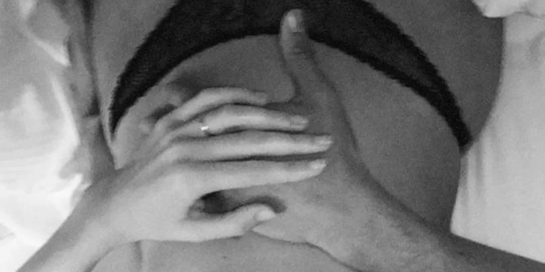 Είναι γεγονός! Το supermodel επιβεβαίωσε την εγκυμοσύνη του με αυτή τη φωτογραφία!