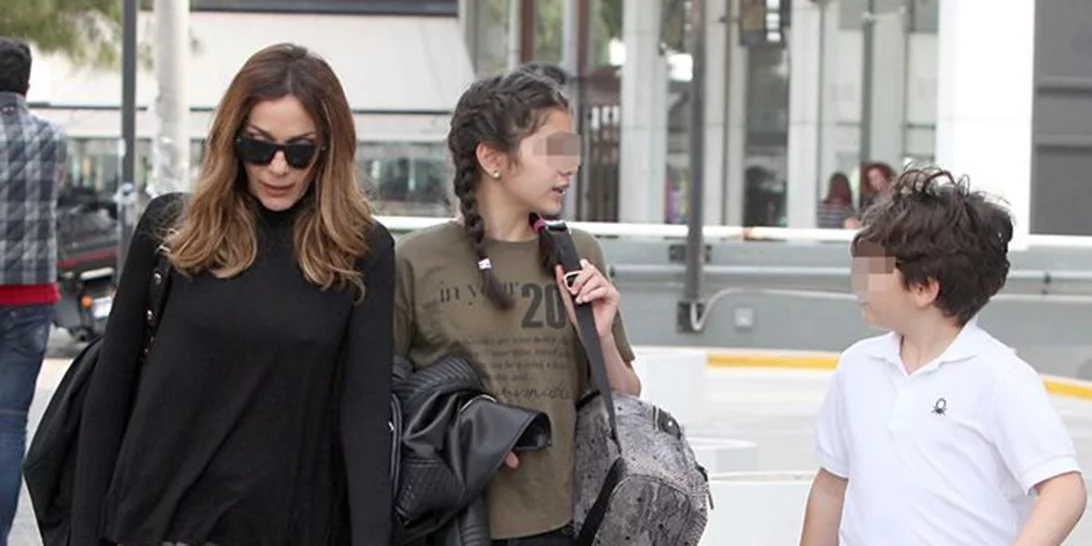 Δέσποινα Βανδή - Γωγώ Μαστροκώστα: Για φαγητό μαζί με τα παιδιά τους