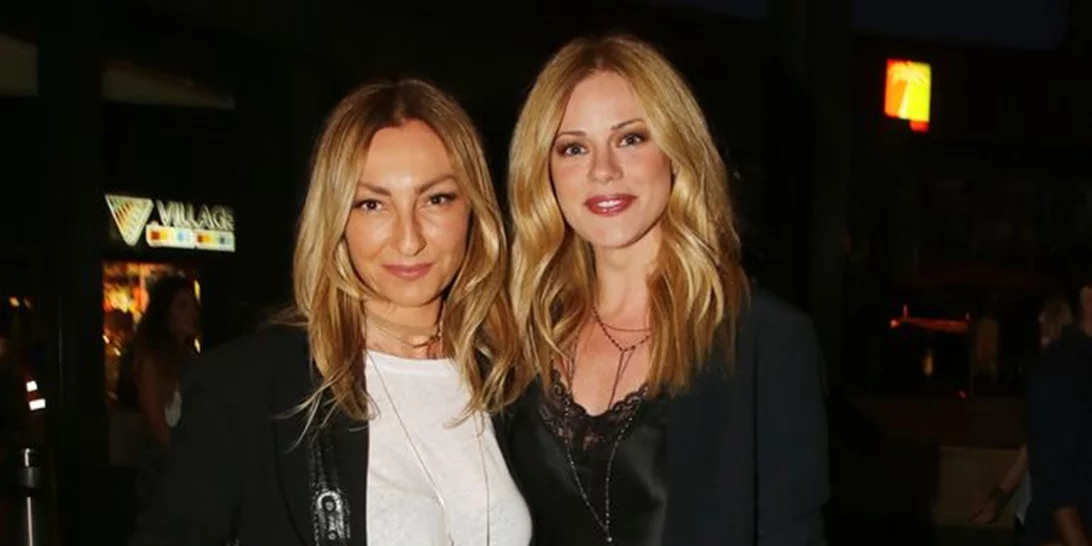 Ρούλα Ρέβη-Ζέτα Μακρυπούλια: Στην πρεμιέρα της νέας ταινίας στην οποία πρωταγωνιστεί ο Αποστόλης Τότσικας