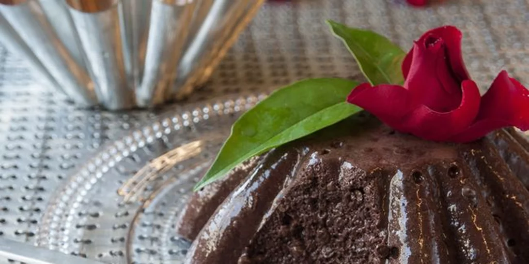 Συνταγή για μπαβαρουάζ με έτοιμο παγωτό από τον Στέλιο Παρλιάρο