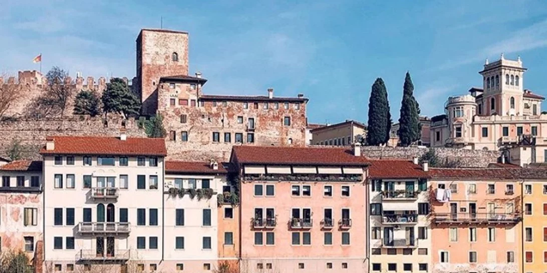 16 hashtags για ταξίδια που μπορείς να χρησιμοποιείς και να ακολουθείς