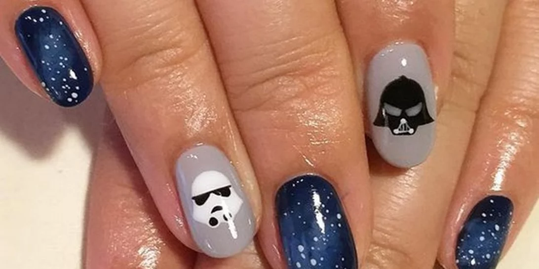 #maniMonday: Το φαινόμενο Star Wars τώρα και στα νύχια σου! (video)