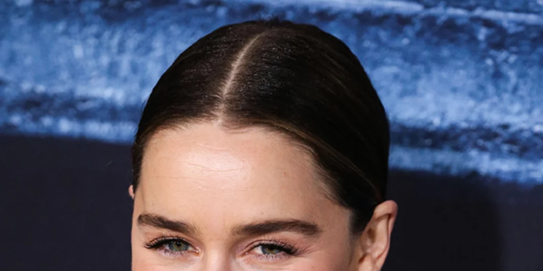 Emilia Clarke: Πιο αποκαλυπτική από ποτέ στη φωτογράφηση για τη Vogue