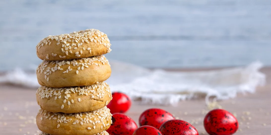 Συνταγή για πασχαλινά κουλουράκια από τον Βασίλη Καλλίδη