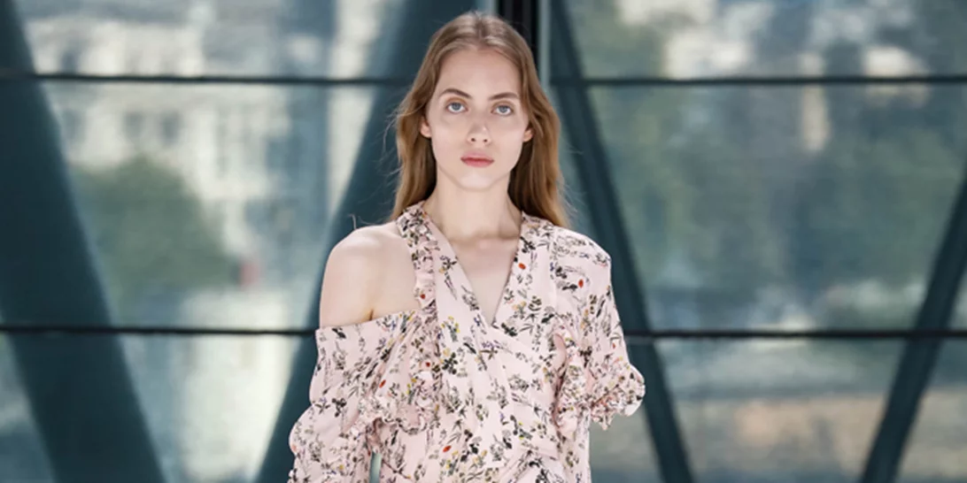 Φόρα τα πιο hot μοτίβα της άνοιξης με τον πιο stylish τρόπο!