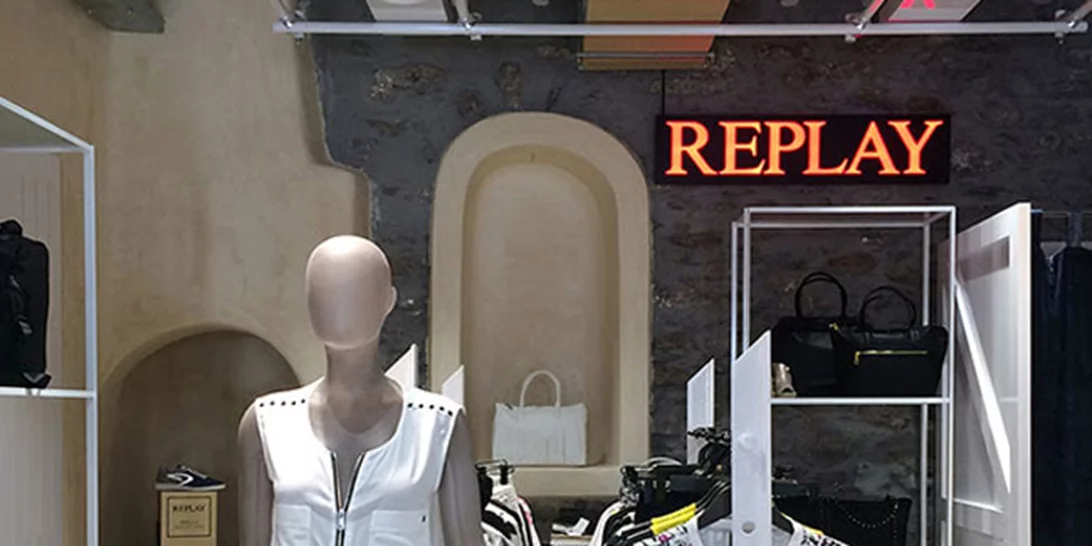 Nέο κατάστημα Replay στη Μύκονο