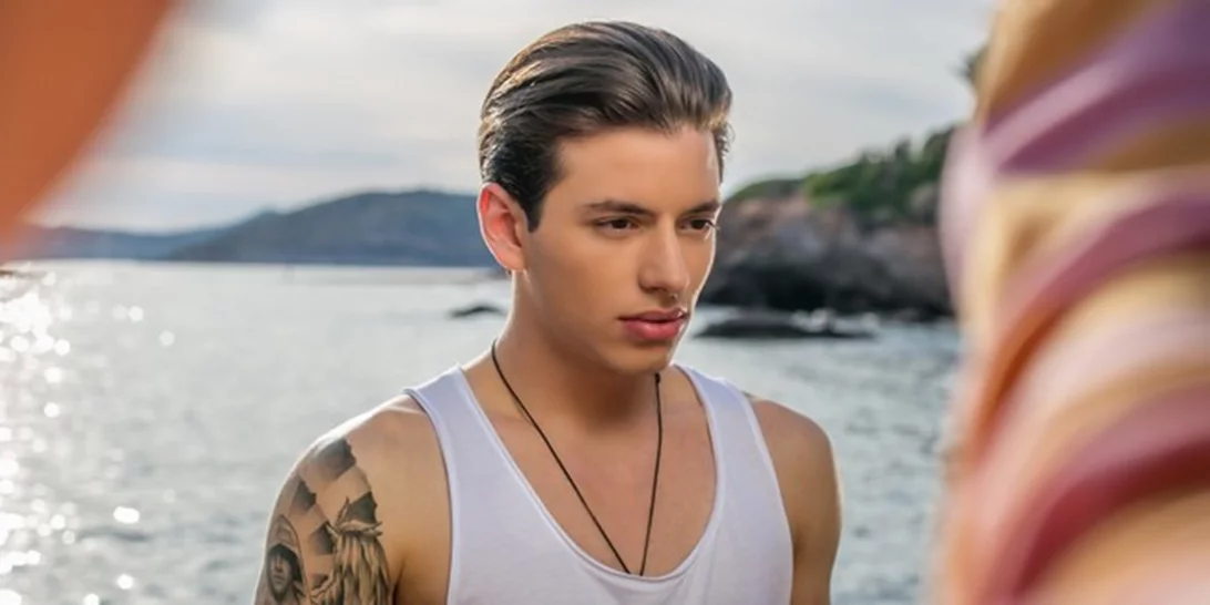 Αυτό είναι το απόλυτο hit τραγούδι του καλοκαιριού!