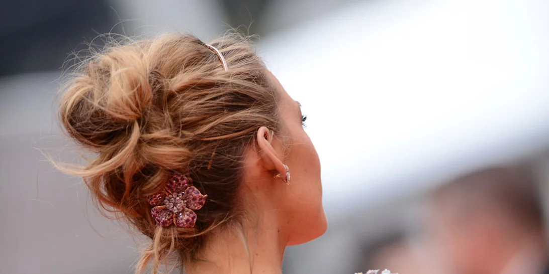 Καλεσμένη σε καλοκαιρινό γάμο | Τα 20 καλύτερα χτενίσματα