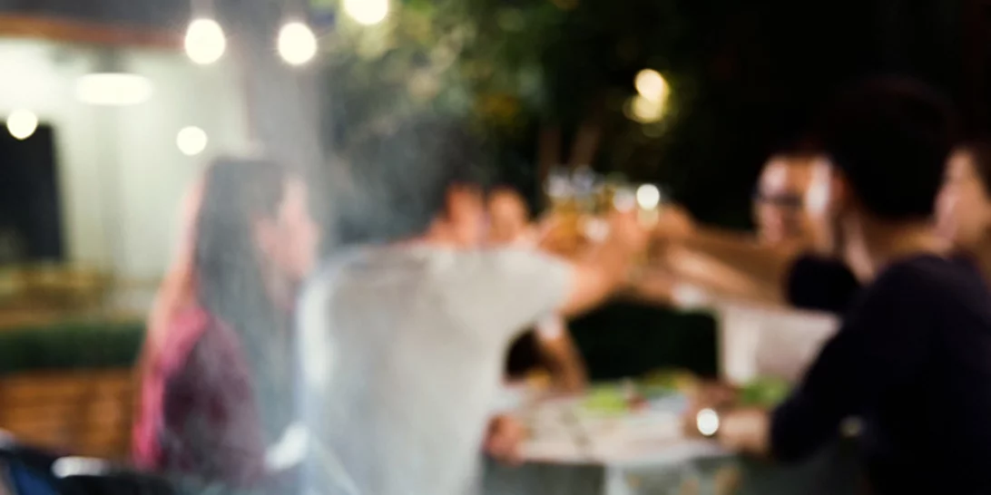 Το περιοδικό Maison Figaro σε καλεί για απογευματινό BBQ εντελώς δωρεάν και σου μαθαίνει τα πάντα για έναν άψογο κήπο!