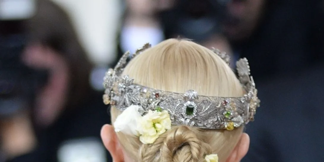 Met Gala 2016: Τα καλύτερα head pieces από το κόκκινο χαλί!