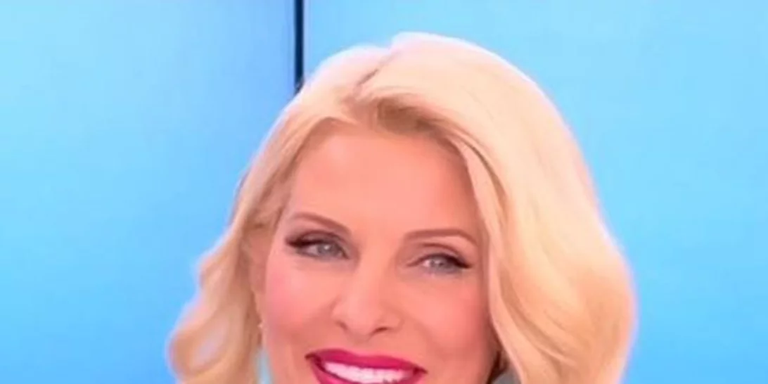 Ελένη Μενεγάκη: Βρήκαμε τι φόρεσε στις τελευταίες εκπομπές της