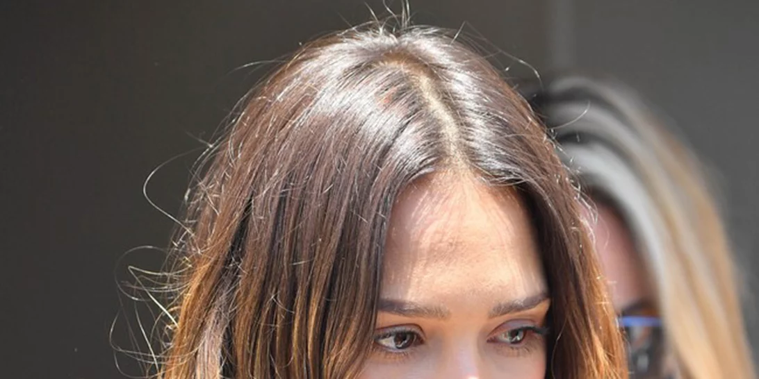 Jessica Alba: Mας δείχνει ποιο είναι το απόλυτο streetstyle outfit του φετινού καλοκαιριού