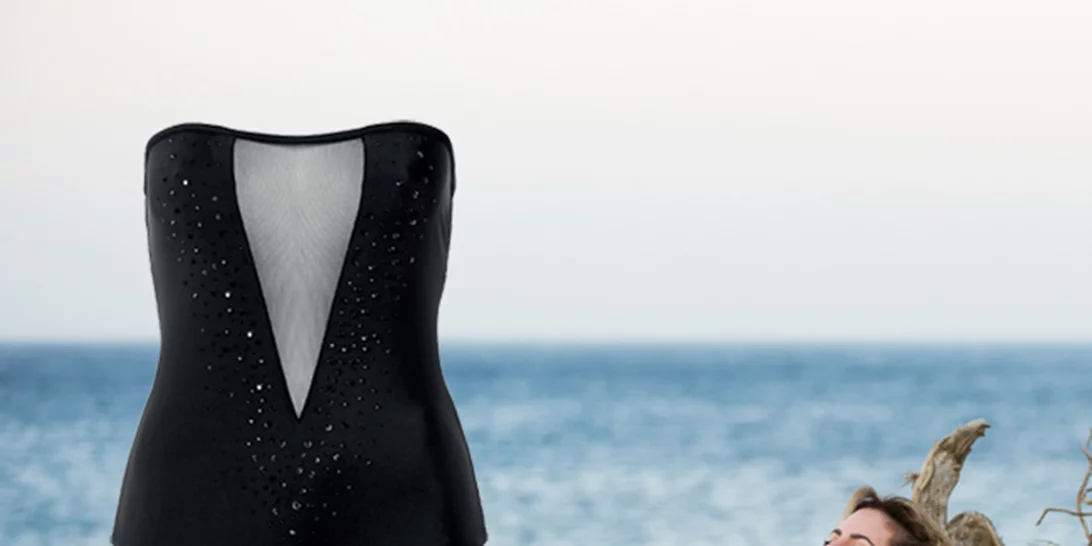 8 fashion bloggers αποκαλύπτουν το αγαπημένο τους μαγιό!