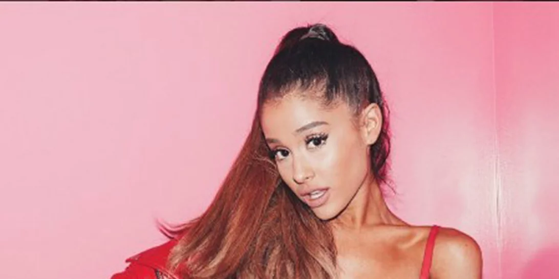 Ariana Grande: Στη Μύκονο για διακοπές