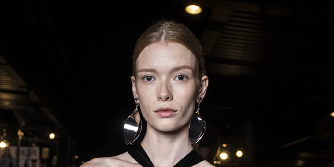 Kαλεσμένη σε γάμο: 10 chic ιδέες για σένα που βαρέθηκες τα φορέματα!