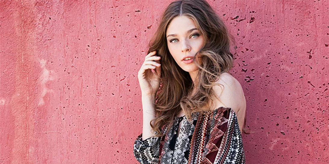 Summer Boho: 5 ολοκληρωμένα street style looks και πώς θα τα αποκτήσεις