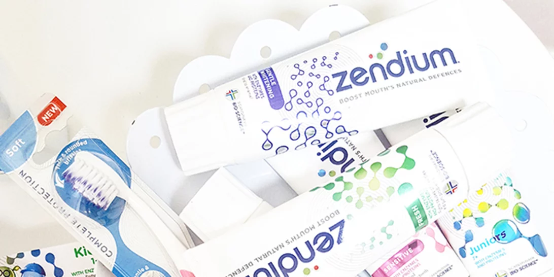 Miss Chic: Αυτή είναι η οδοντόκρεμα που σέβεται το στόμα μου!