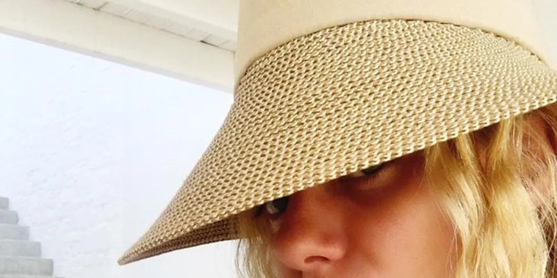 Ζέτα Μακρυπούλια: Δείτε τη με μαγιό χωρίς ρετούς