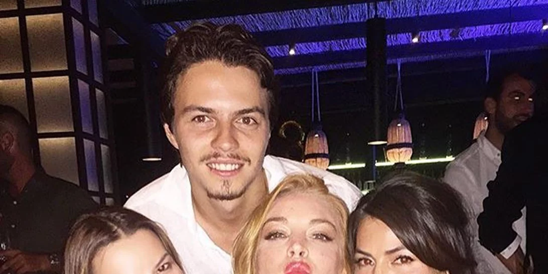 Lindsay Lohan: Βρίσκεται στη Μύκονο για τα γενέθλια της!