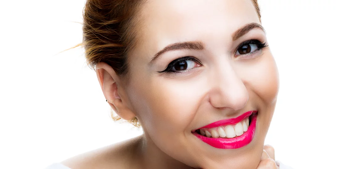 Tips για εύκολη γραμμή eyeliner!