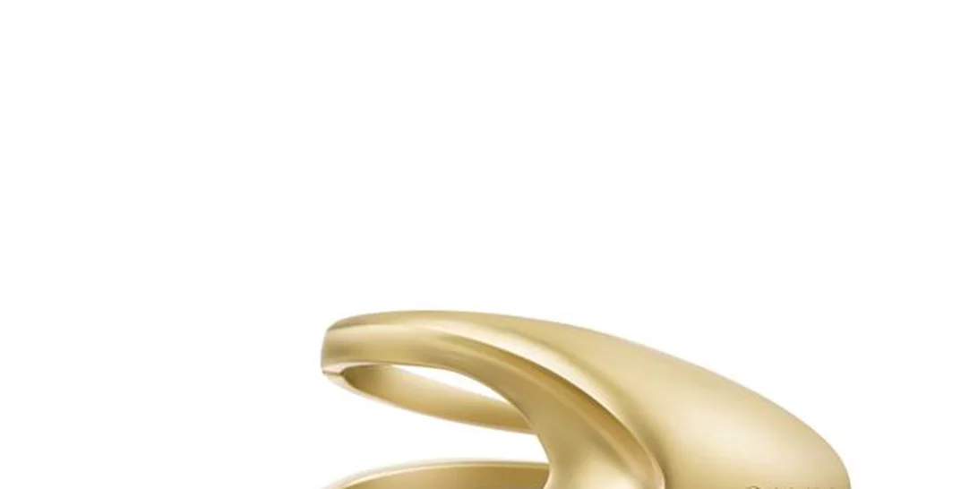 Calvin Klein: Αυτά είναι τα πιο κομψά κοσμήματα για τις διακοπές σου