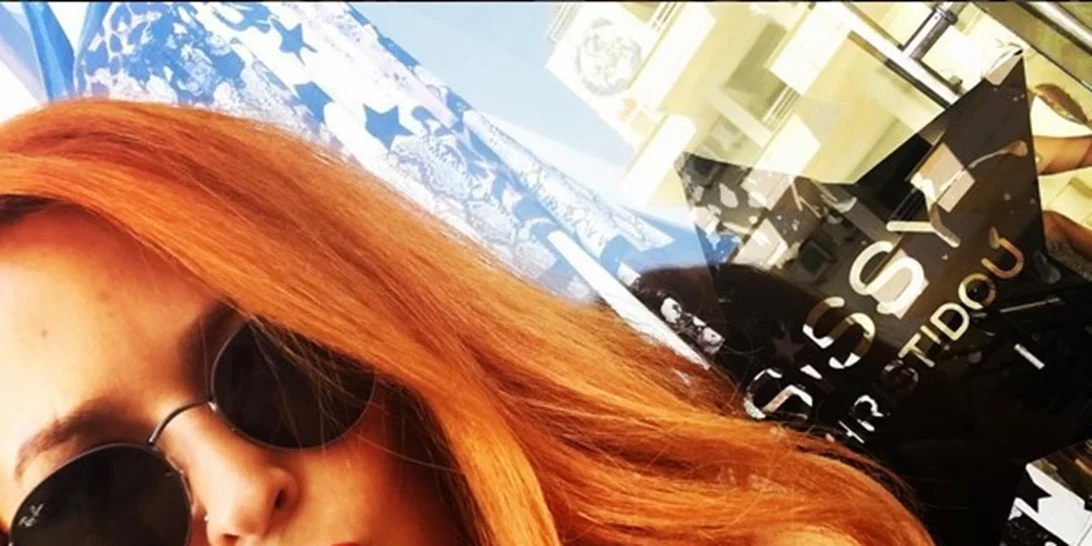 Σίσσυ Χρηστίδου: Ποζάρει πιο σέξι από ποτέ στην Πάρο!