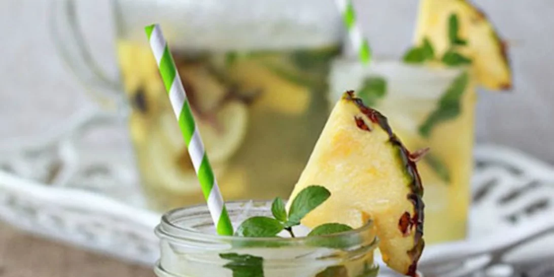 Mojito με ανάνα και μέντα