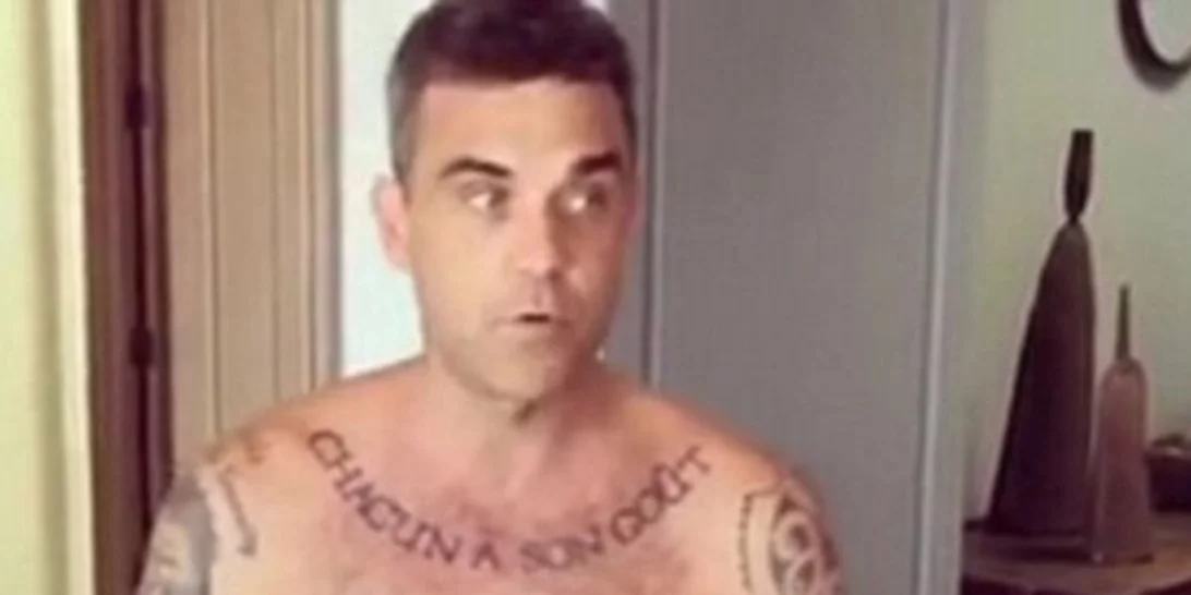 O Robbie Williams oλόγυμνος στο Snapchat: To video που ανάρτησε η σύζυγός του