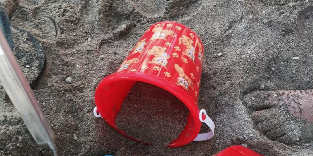 Eliana in Babyland: Μια ιδανική μέρα στην παραλία: Η τσάντα, τα σνακ και άλλα απαραίτητα