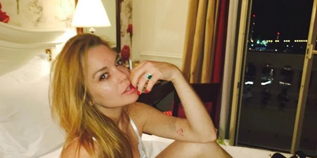 Lindsay Lohan: Κατηγορεί το σύντροφο της για απιστία και μιλάει για την εγκυμοσύνη της σε δημόσια posts