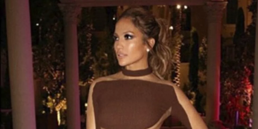 Jennifer Lopez: Έκλεισε τα 47 και είναι πιο σέξι από ποτέ