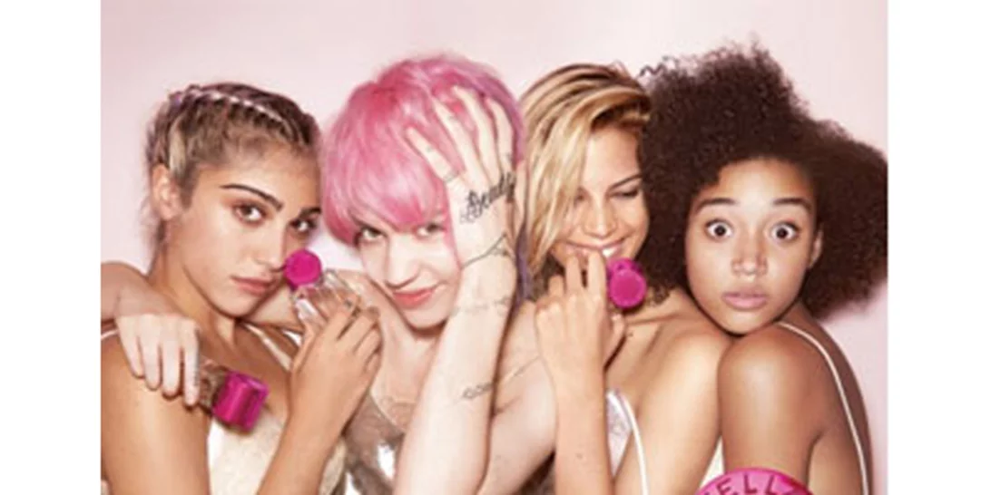 Stella McCartney: Όλα τα ανερχόμενα it girls στο διαφημιστικό του νέου αρώματος