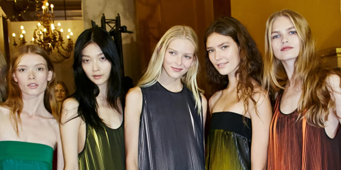 Καλεσμένη σε γάμο τον Σεπτέμβρη |  Οι πιο κομψές επιλογές για να εντυπωσιάσεις