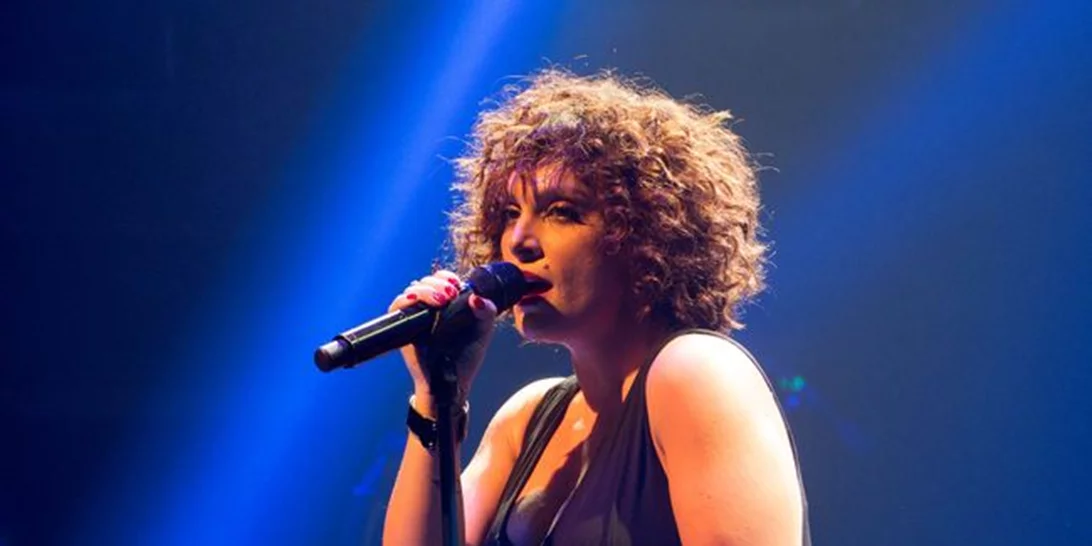 Ελεωνόρα Ζουγανέλη: Στην παραλία με το σύντροφό της και τους γονείς της (video)