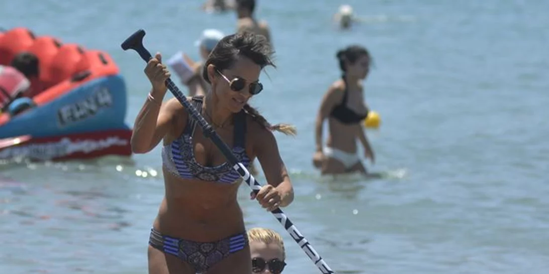 Λάουρα Νάργες - Σόφη Πασχάλη: Κάνουν SUP μαζί