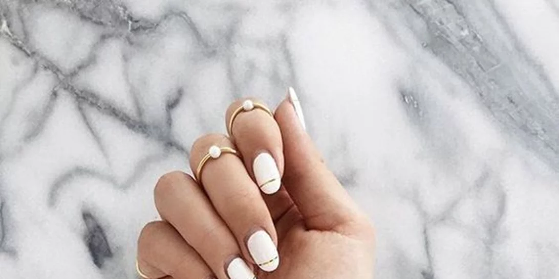 Κατεστραμμένα νύχια; 10 πανεύκολα μυστικά για να τα σώσεις