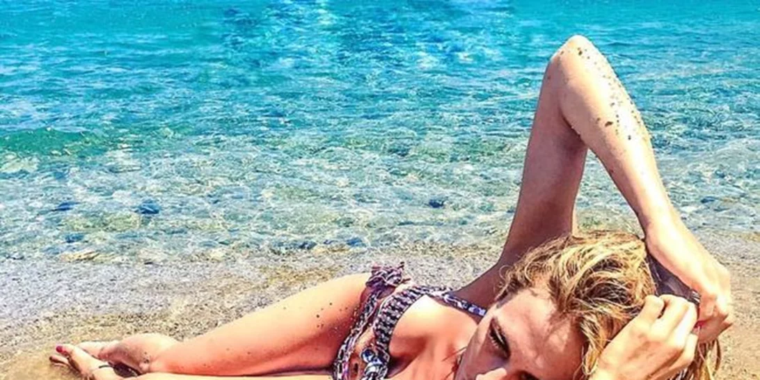 Ντορέττα Παπαδημητρίου: Το καλοκαίρι της πάει πολύ και αυτός είναι ο τρόπος που το δείχνει