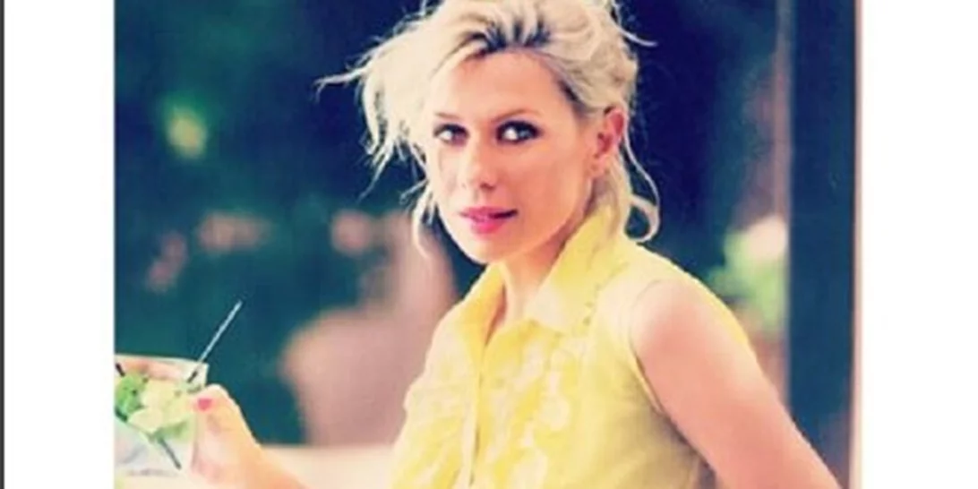 Κατερίνα Καραβάτου: Η τρυφερή φωτογραφία αγκαλιά με τον γιο της