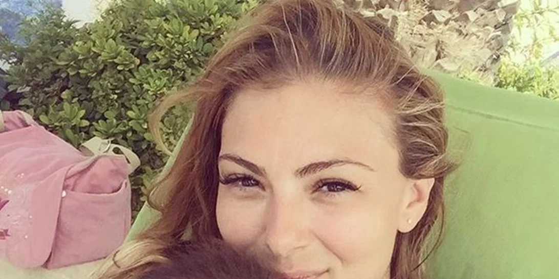 Πρώτη μέρα στο σχολείο για την κόρη της Δέσποινας Καμπούρη