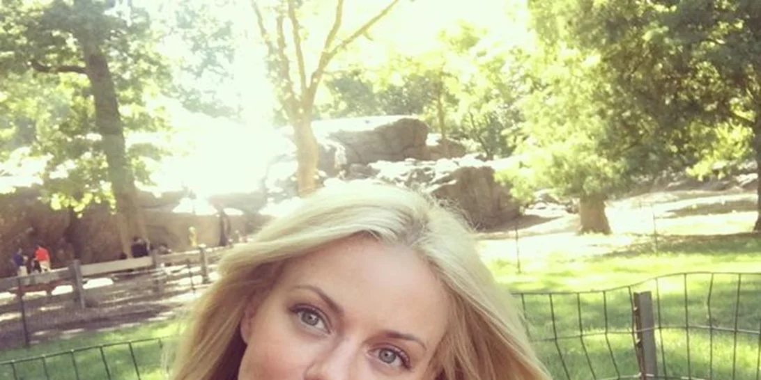 Ζέτα Μακρυπούλια - Μιχάλης Χατζηγιάννης: Δες το χριστουγεννιάτικο δέντρο τους