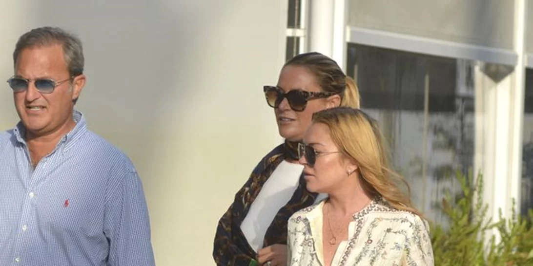 Lindsay Lohan: Η βόλτα της στην Αθήνα