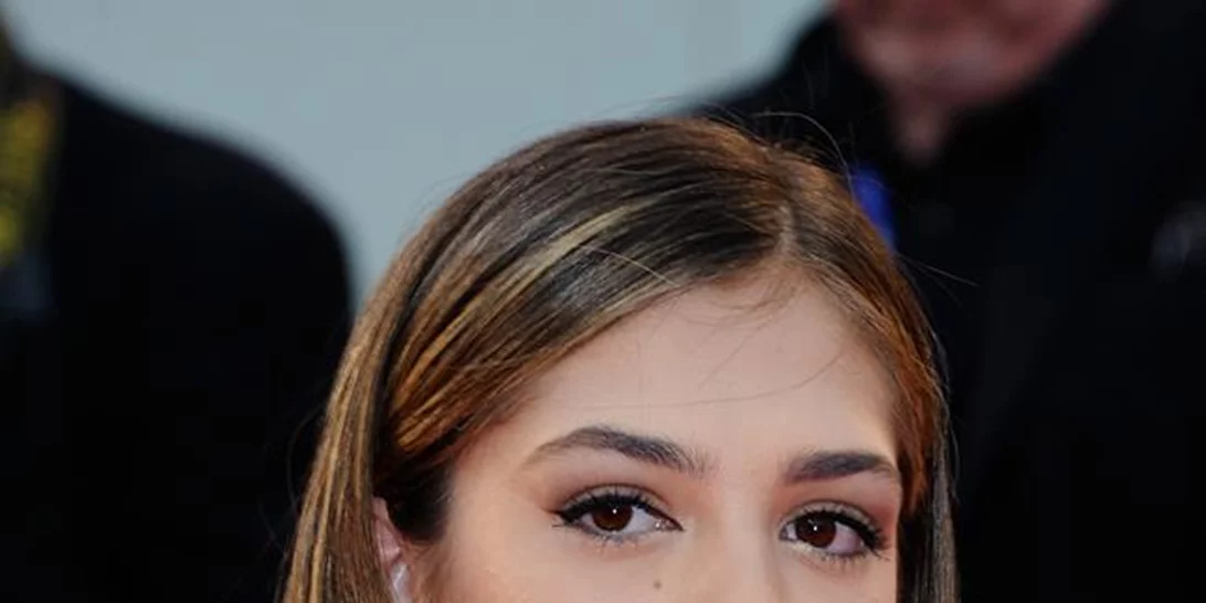 Φεστιβάλ Βενετίας 2016: Μαντεύεις ποιος είναι ο διάσημος πατέρας αυτής της ενζενί;