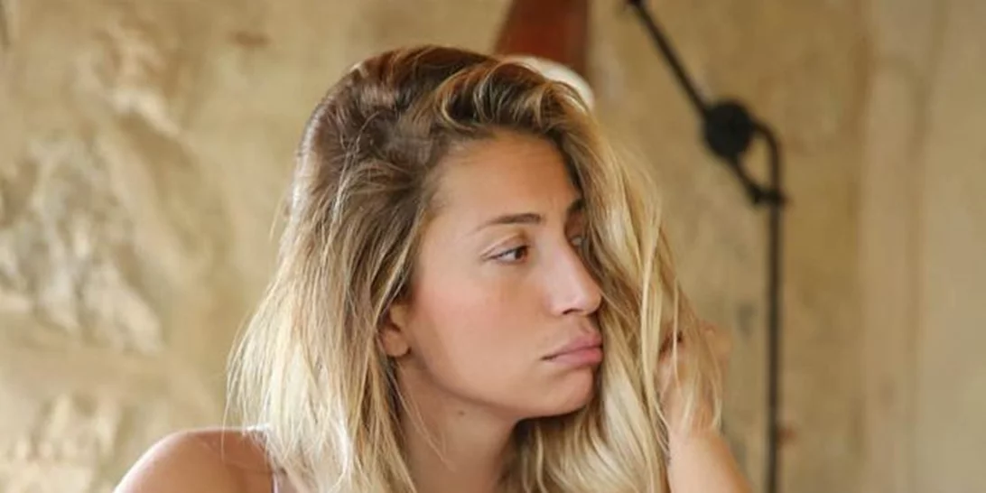 Μαρία Ηλιάκη | Ποζάρει στην παραλία και στέλνει το δικό της μήνυμα