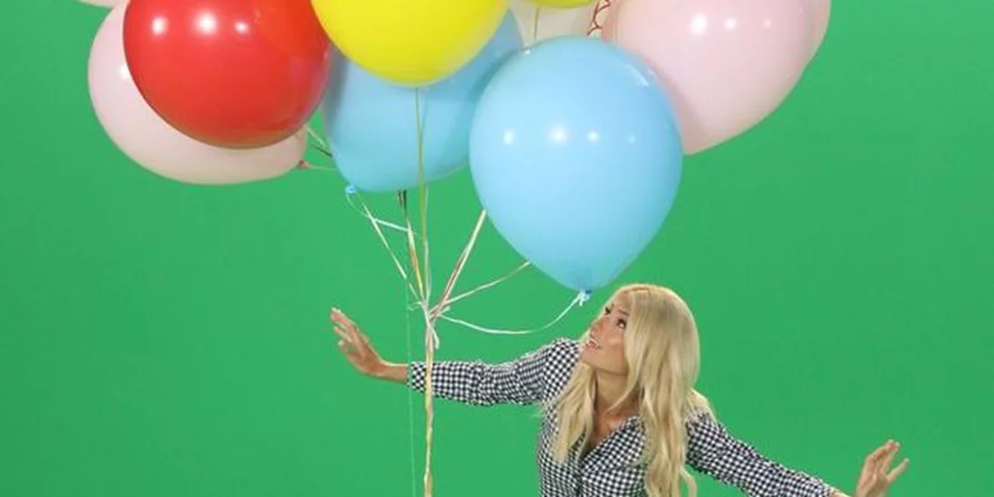 Το Πρω1νό: Φωτογραφίες από τα γυρίσματα του trailer με τη Φαίη Σκορδά