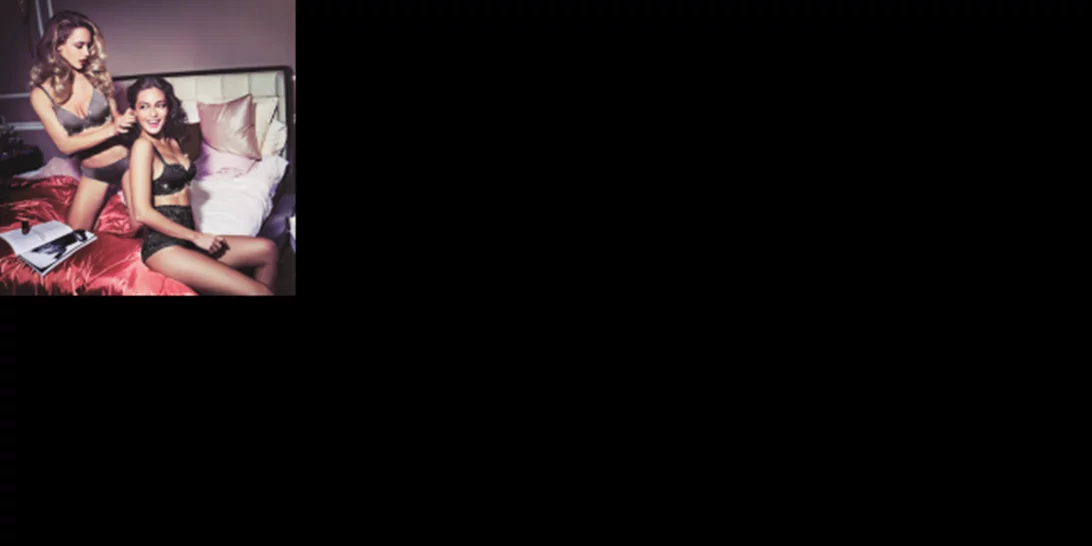 Το απόλυτο μυστικό για τέλειο ντεκολτέ και 5 φορέματα για να το αναδείξεις