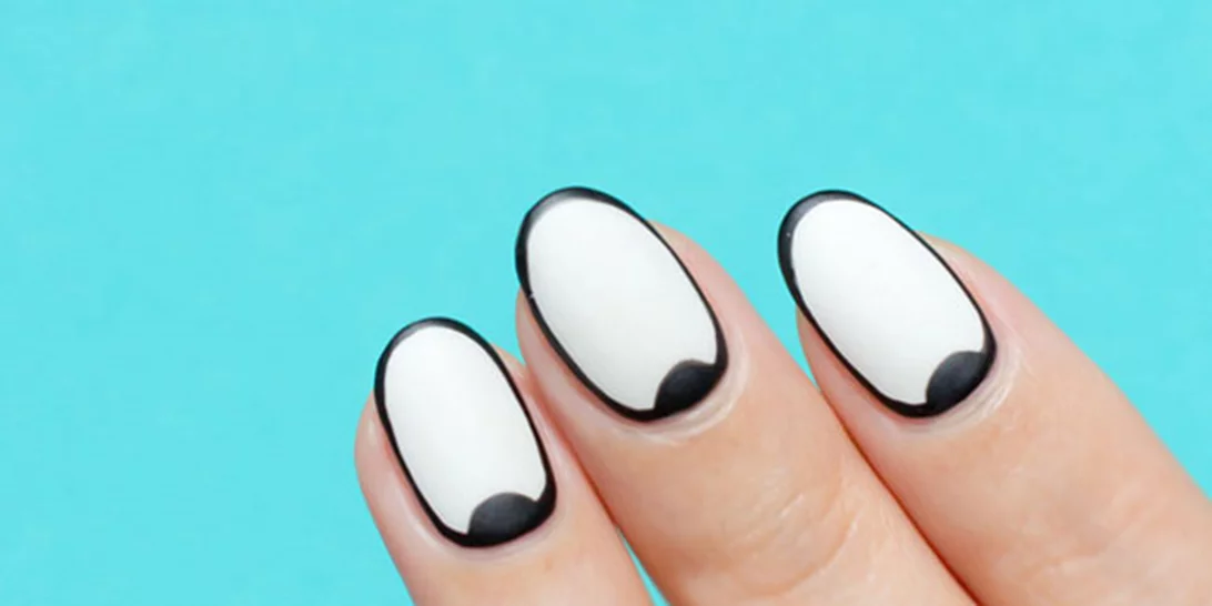 #maniMonday: Έτσι θα πετύχεις κι εσύ το trend των graphic nails