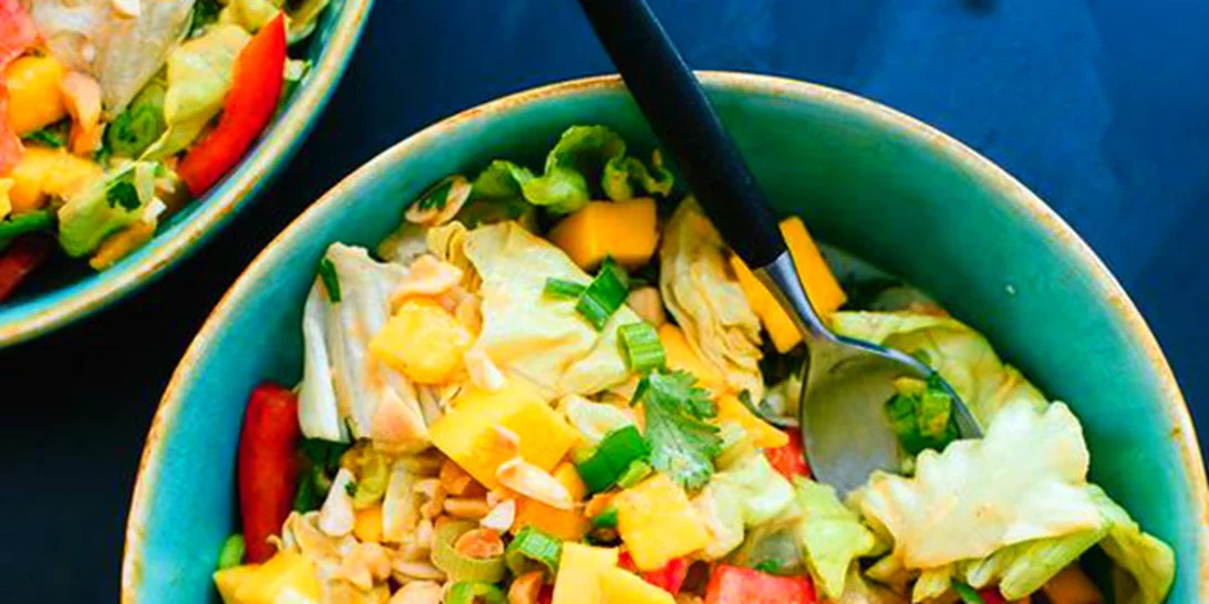 Ροδάκινο, αγγούρι και μαρούλι: Ένας απρόσμενα λαχταριστός συνδυασμός