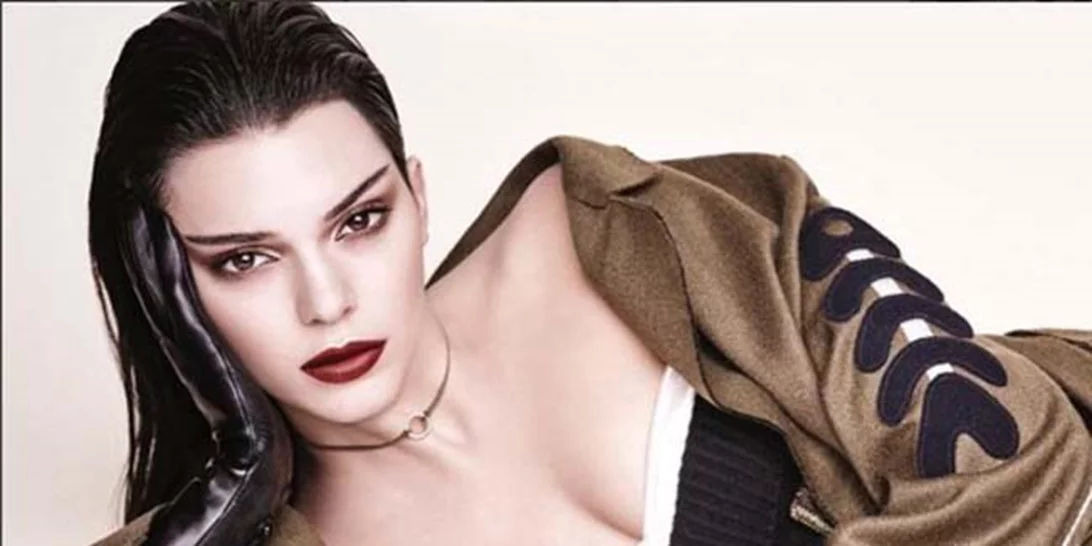 Kendall Jenner: Κι όμως, παίζει μπάσκετ φορώντας τακούνια! (video)