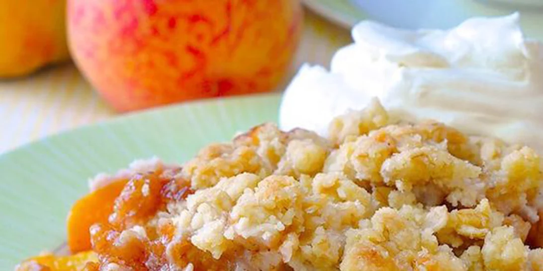 Crumble ροδάκινο: Το τέλειο απογευματινό γλυκό